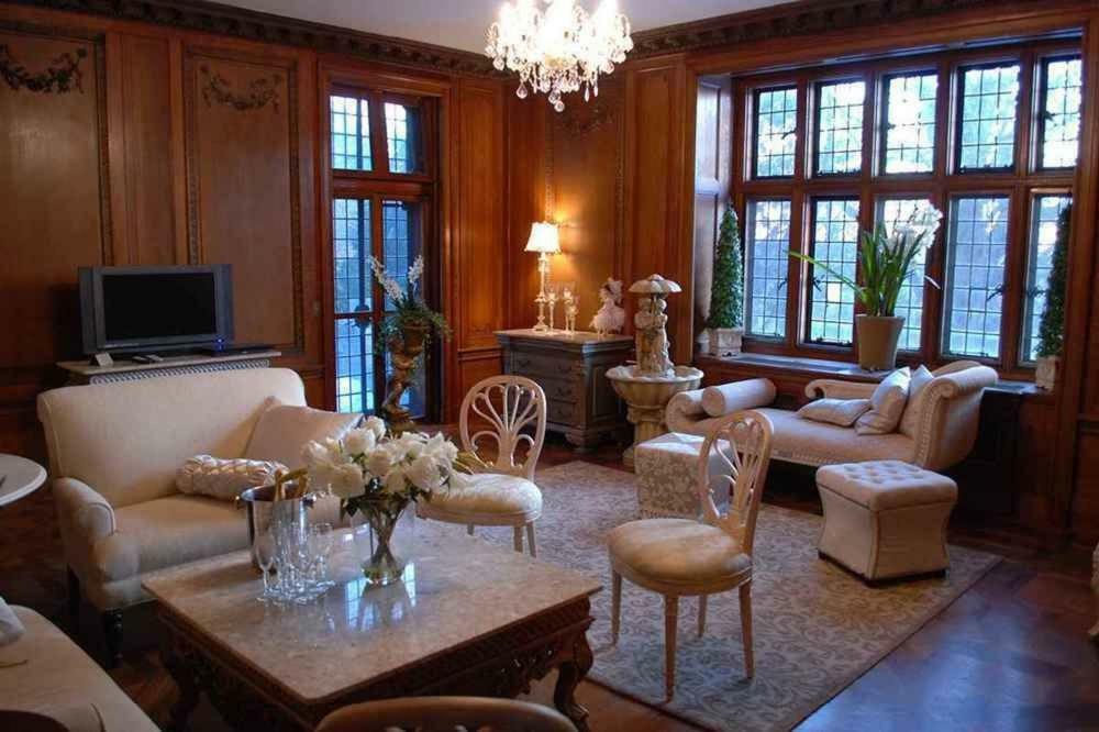 The Castle At Skylands Manor Bed & Breakfast Ringwood Exterior photo