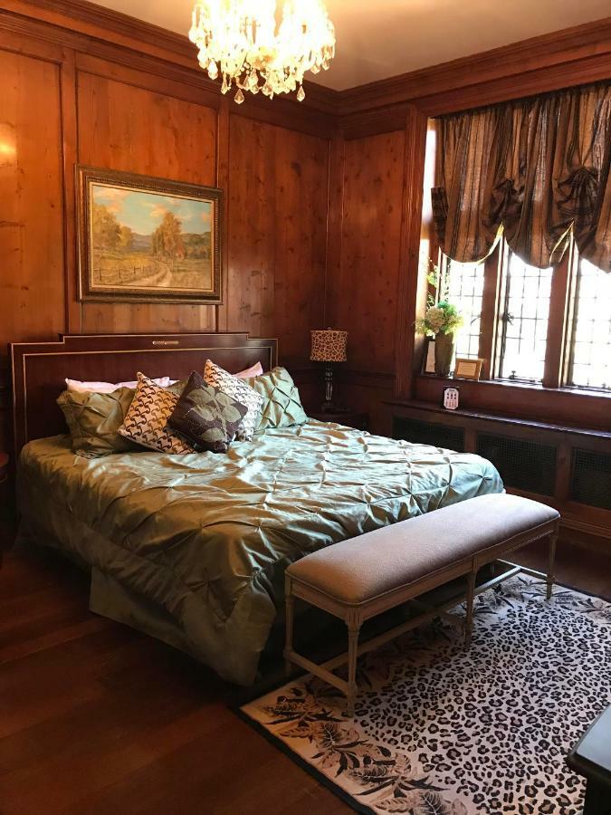 The Castle At Skylands Manor Bed & Breakfast Ringwood Exterior photo