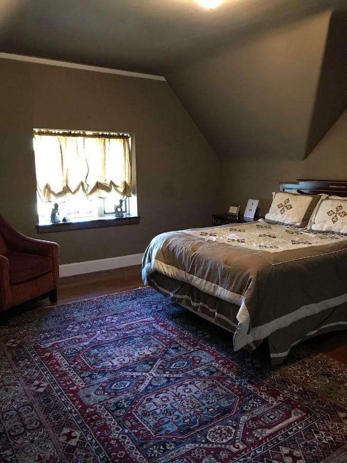 The Castle At Skylands Manor Bed & Breakfast Ringwood Exterior photo
